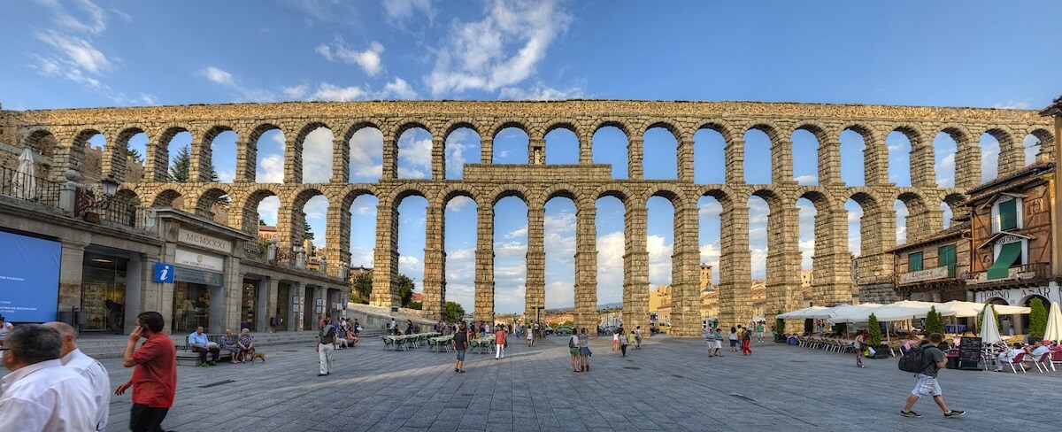 Acueducto de Segovia - autos el mundo